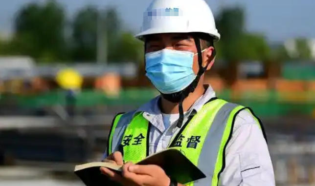 
                                    消防安全管理员与消控证哪个难考-消防证更难考